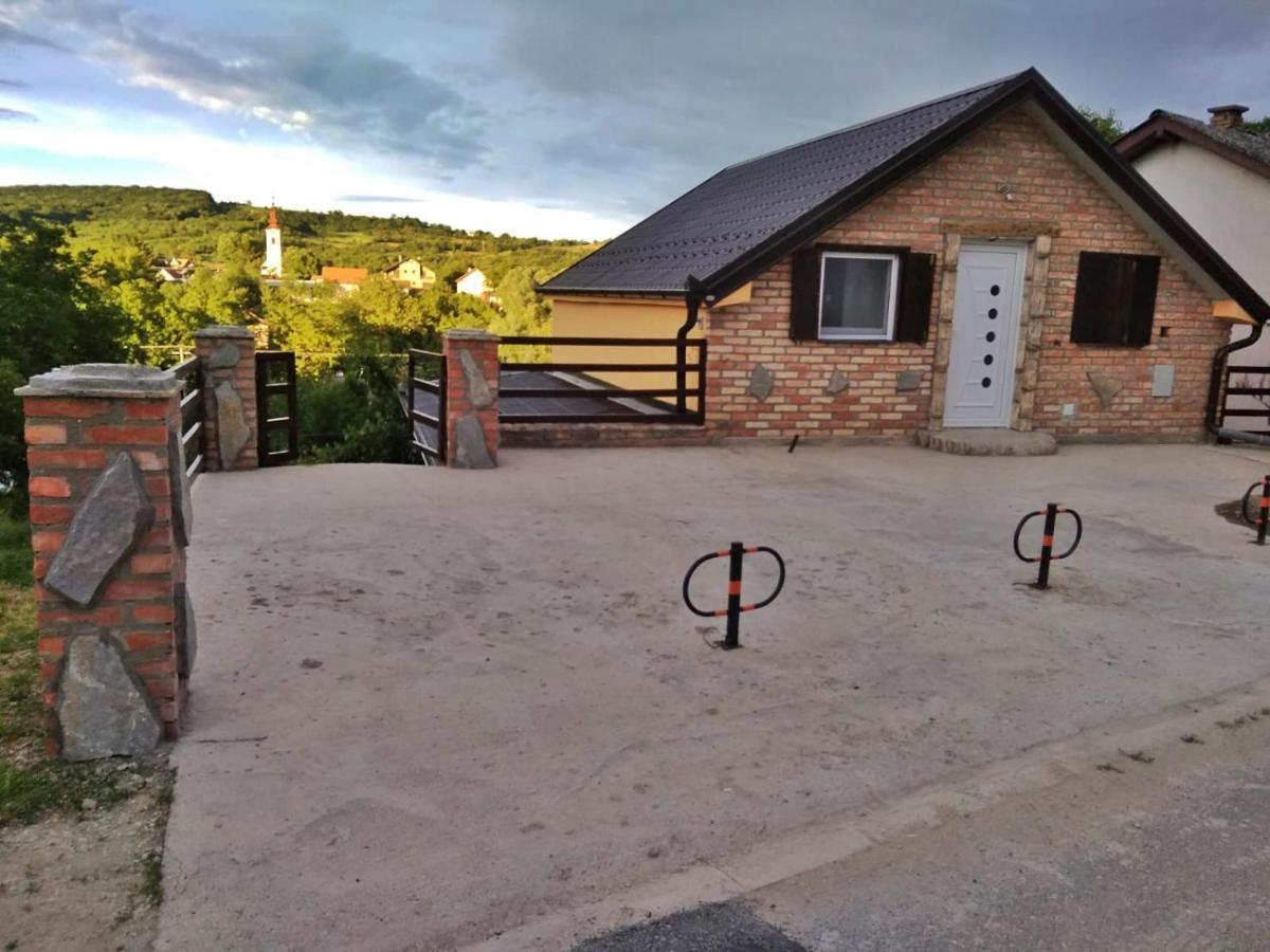 Apartmani Zapis Vrdnik Exteriér fotografie